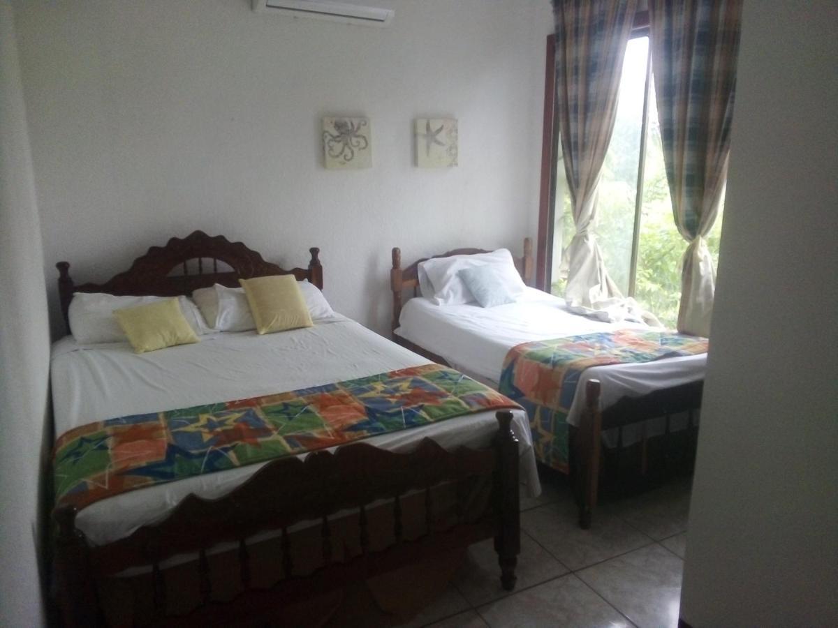 Lulu Beach Hotel Pulau Corn Luaran gambar